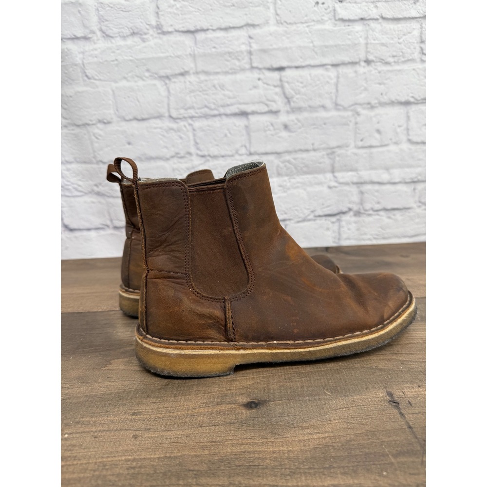 Clarks Brown Leather Chelsea Boots Womens 9 Dark Academia Rustic Minimalist